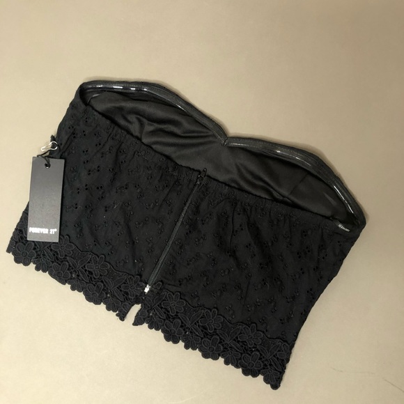 Forever 21 black bustier eyelet crop top NWT M - Picture 5 of 5